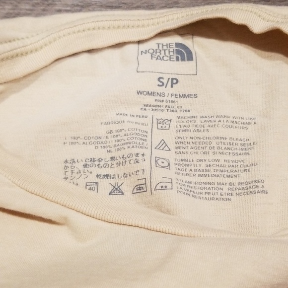 🌲2/$12 🏔️🌄North Face *Rare* Distressed Tee - Picture 4 of 4